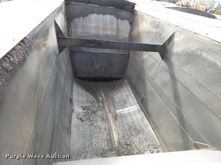 image for item DA7271 2013 Dakota 4300BDT bottom dump trailer