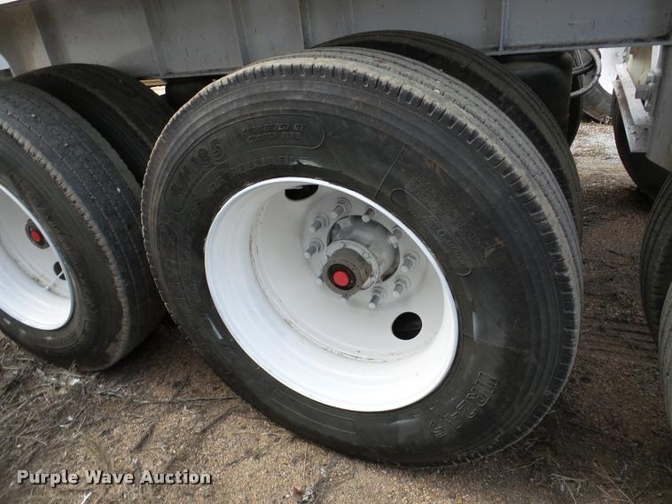 image for item DA7271 2013 Dakota 4300BDT bottom dump trailer