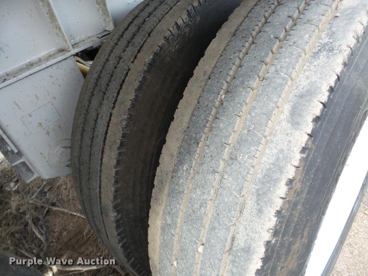 image for item DA7271 2013 Dakota 4300BDT bottom dump trailer