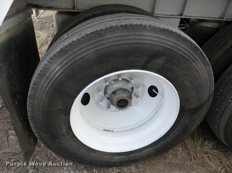 image for item DA7271 2013 Dakota 4300BDT bottom dump trailer