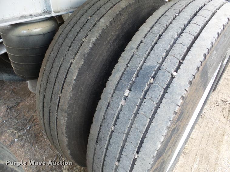 image for item DA7271 2013 Dakota 4300BDT bottom dump trailer