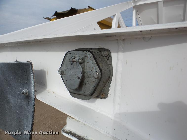 image for item DA7272 1995 Ranch bottom dump trailer