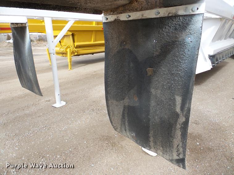 image for item DA7272 1995 Ranch bottom dump trailer