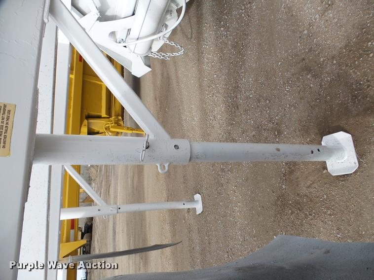 image for item DA7272 1995 Ranch bottom dump trailer