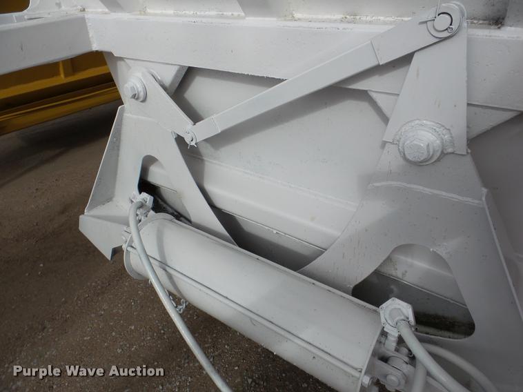 image for item DA7272 1995 Ranch bottom dump trailer