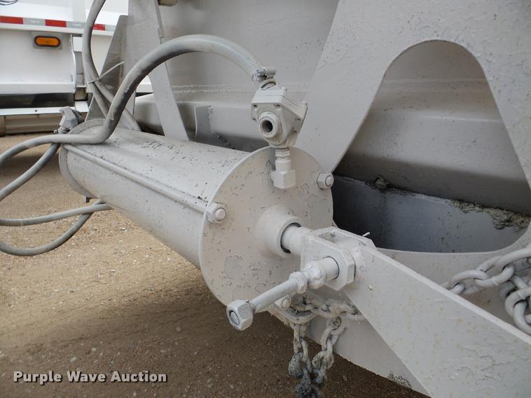 image for item DA7272 1995 Ranch bottom dump trailer