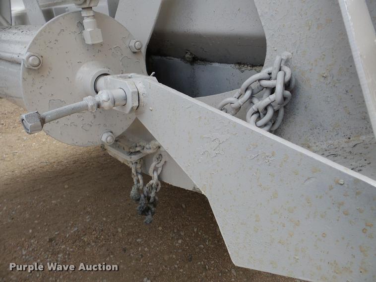 image for item DA7272 1995 Ranch bottom dump trailer