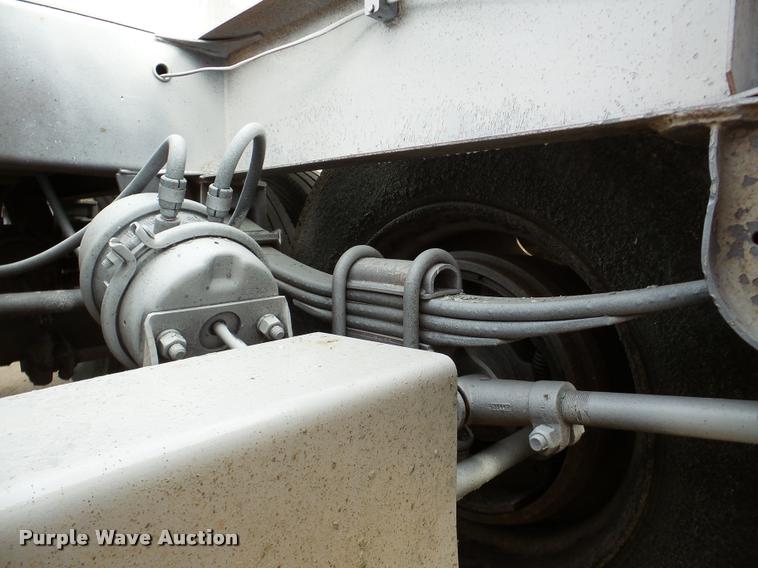 image for item DA7272 1995 Ranch bottom dump trailer