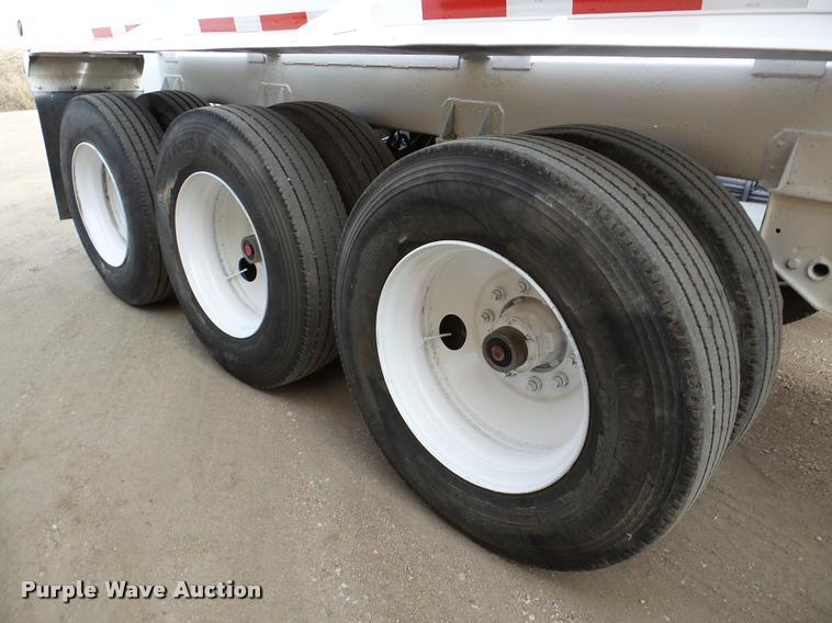 image for item DA7272 1995 Ranch bottom dump trailer