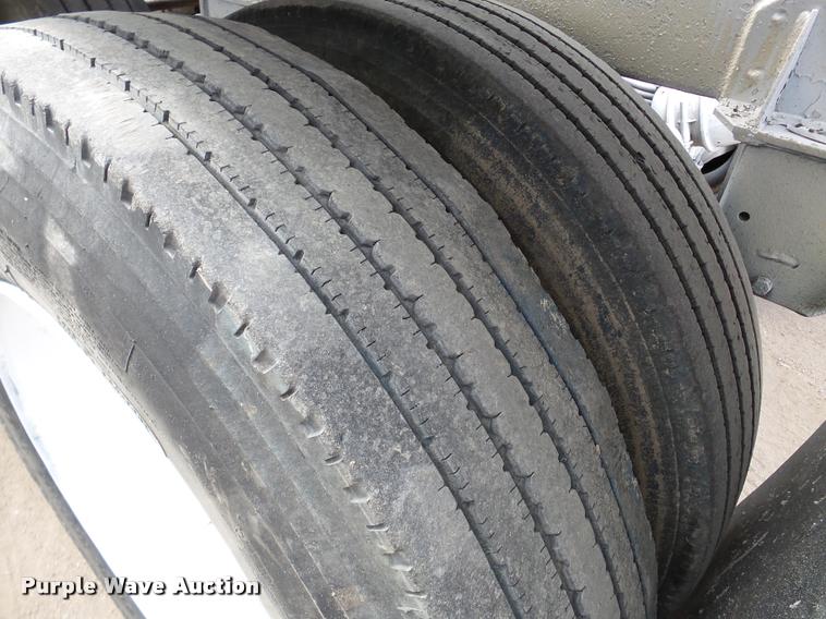 image for item DA7272 1995 Ranch bottom dump trailer