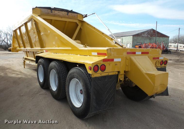 image for item DA7273 1993 Redriver 224 bottom dump trailer