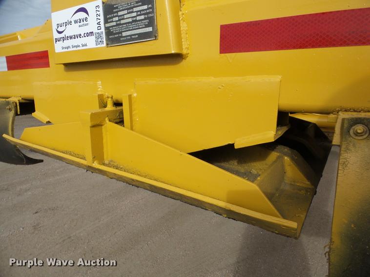 image for item DA7273 1993 Redriver 224 bottom dump trailer