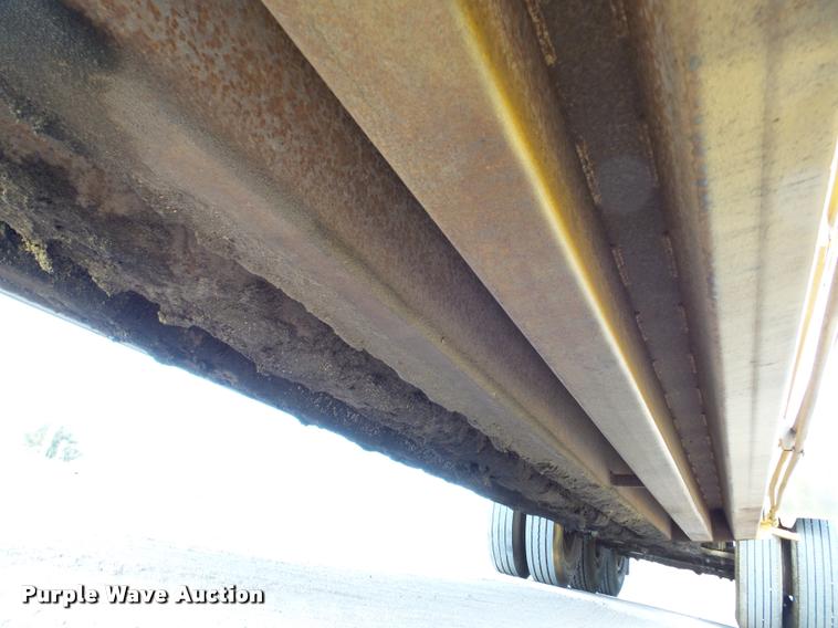 image for item DA7273 1993 Redriver 224 bottom dump trailer