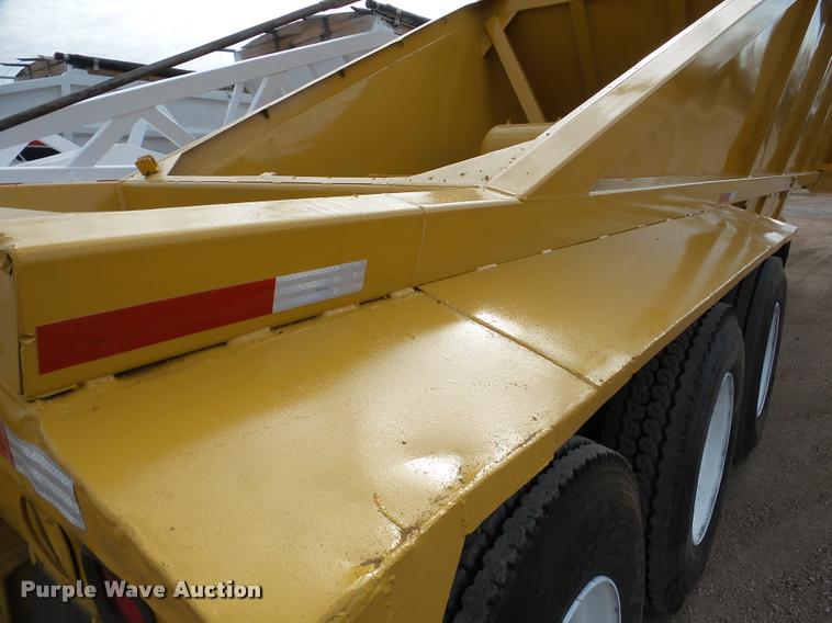 image for item DA7273 1993 Redriver 224 bottom dump trailer