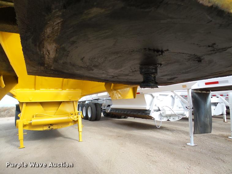 image for item DA7273 1993 Redriver 224 bottom dump trailer