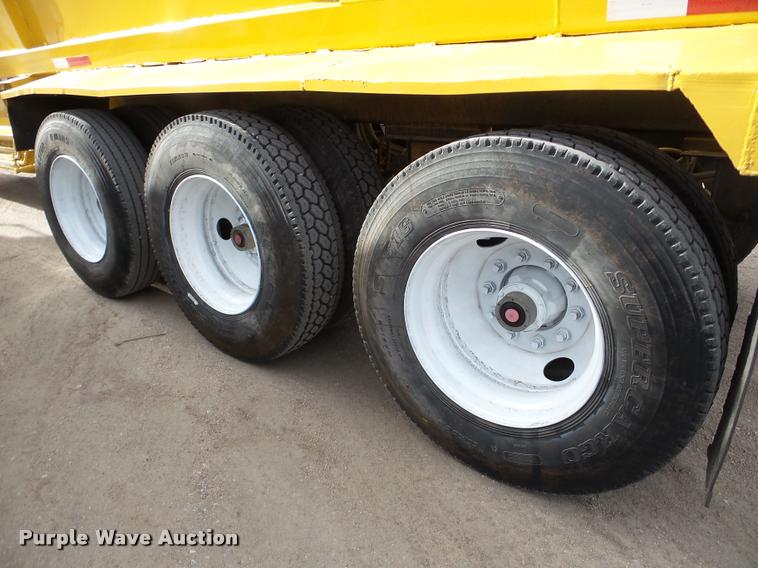 image for item DA7273 1993 Redriver 224 bottom dump trailer