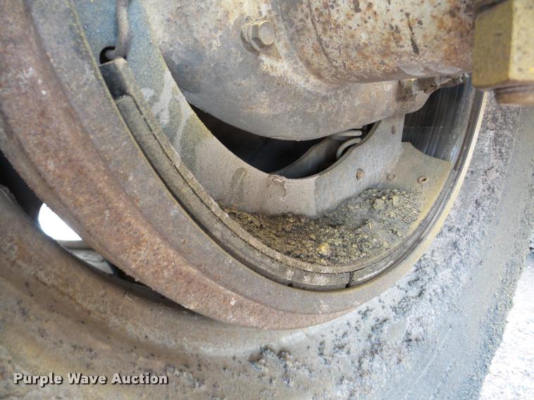 image for item DA7273 1993 Redriver 224 bottom dump trailer