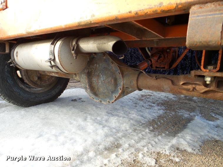 image for item DB5461 2011 Broce CRT350 Broom