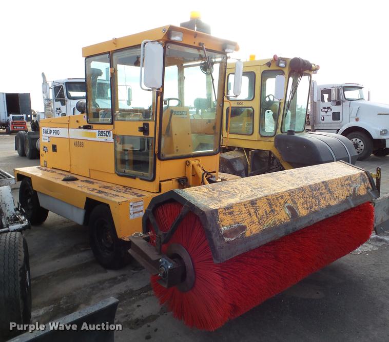 image for item DB5462 2006 Rosco SweepPro broom