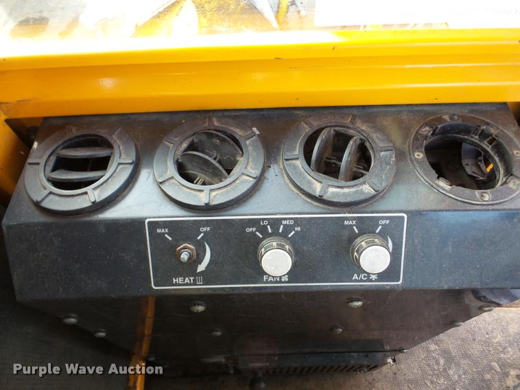 image for item DB5462 2006 Rosco SweepPro broom