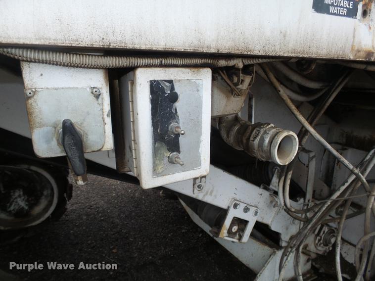 image for item DB5463 2002 Roadtec RX60C milling machine