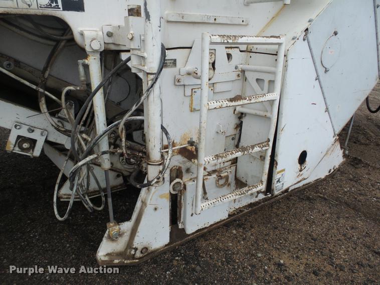 image for item DB5463 2002 Roadtec RX60C milling machine