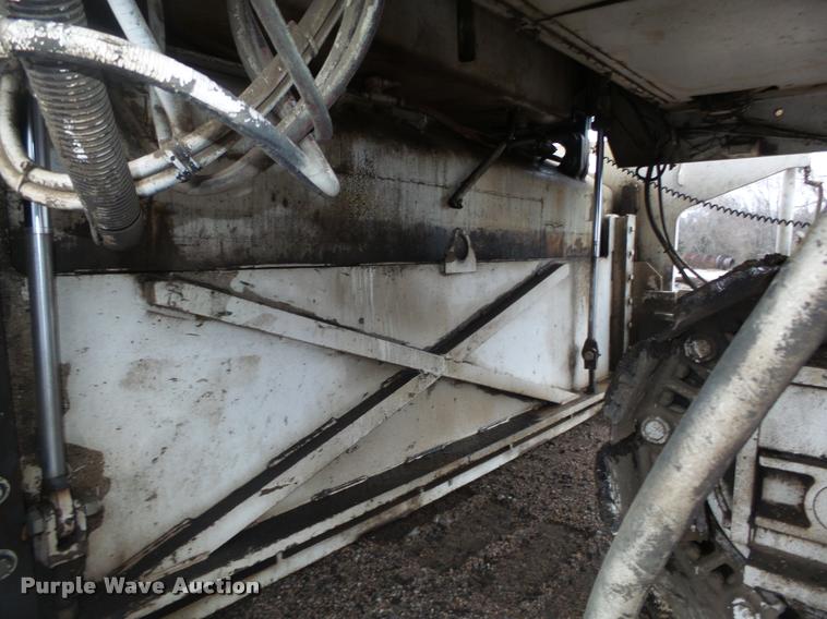 image for item DB5463 2002 Roadtec RX60C milling machine