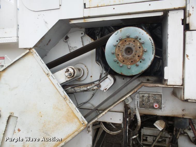 image for item DB5463 2002 Roadtec RX60C milling machine