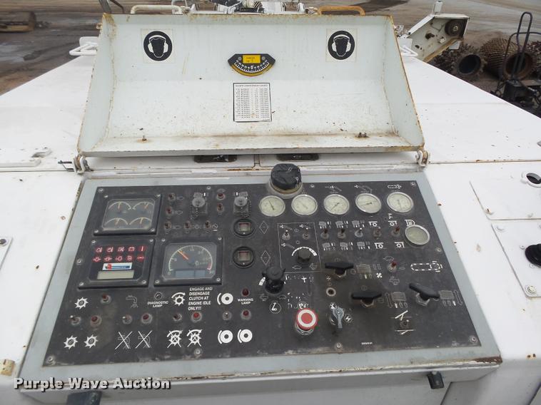 image for item DB5463 2002 Roadtec RX60C milling machine