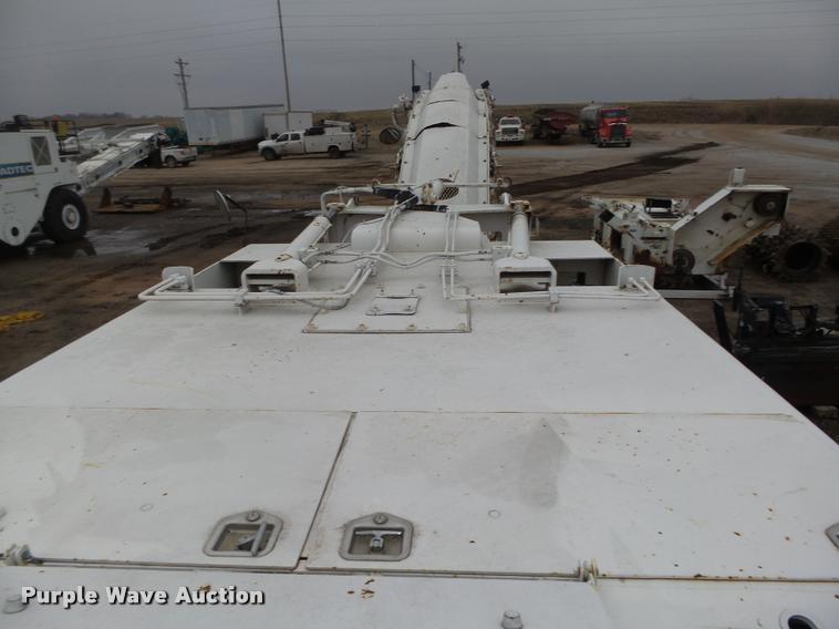 image for item DB5463 2002 Roadtec RX60C milling machine