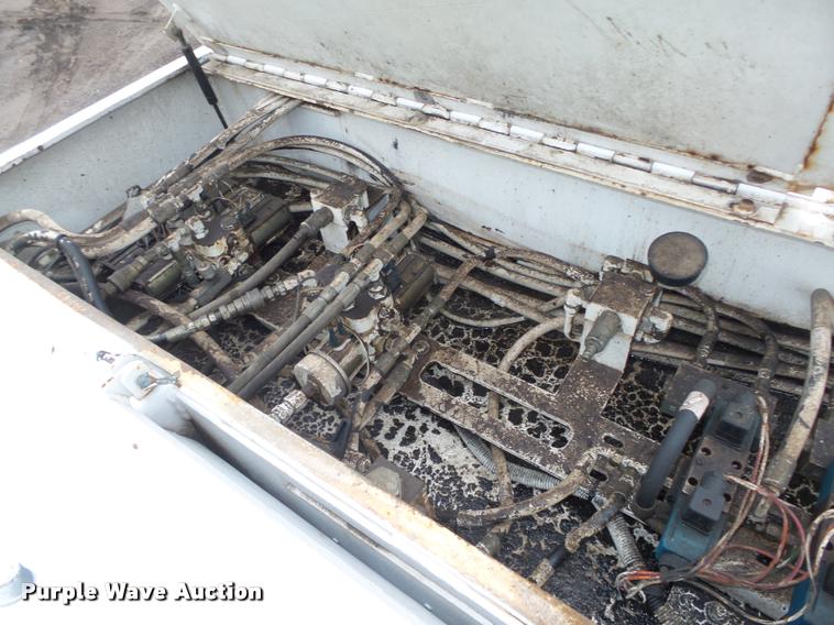 image for item DB5463 2002 Roadtec RX60C milling machine