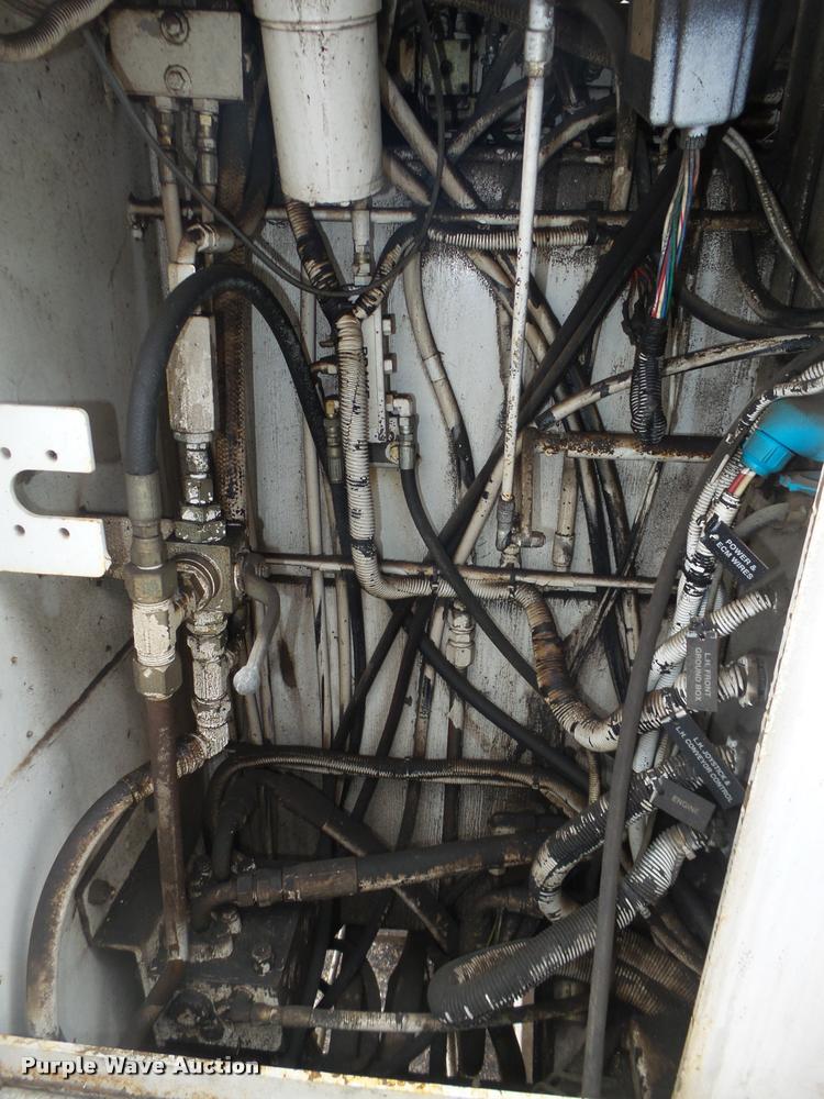 image for item DB5463 2002 Roadtec RX60C milling machine