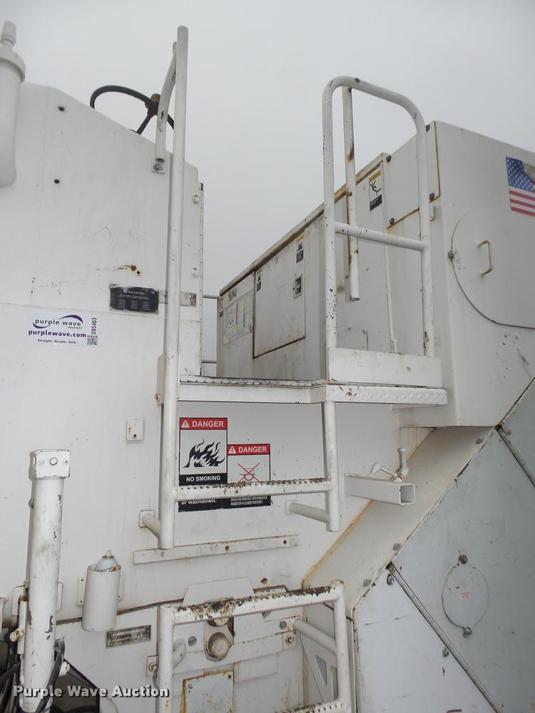 image for item DB5463 2002 Roadtec RX60C milling machine