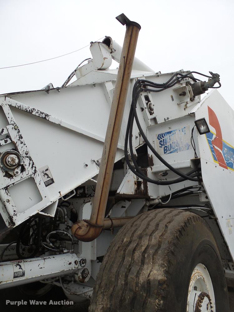 image for item DB5464 2001 Roadtec SB2500B Shuttle Buggy material transfer vehicle