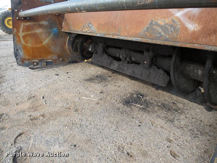 image for item DB5465 2002 Roadtec SB2500C Shuttle Buggy material transfer vehicle