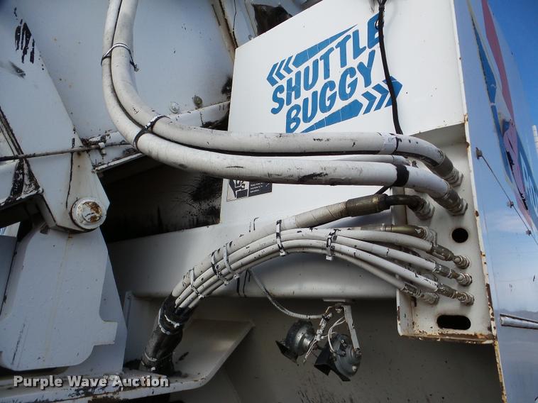 image for item DB5465 2002 Roadtec SB2500C Shuttle Buggy material transfer vehicle