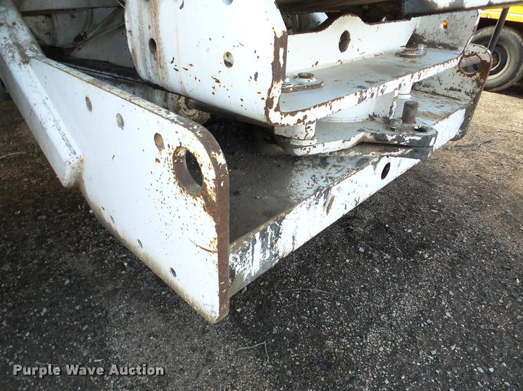 image for item DB5465 2002 Roadtec SB2500C Shuttle Buggy material transfer vehicle