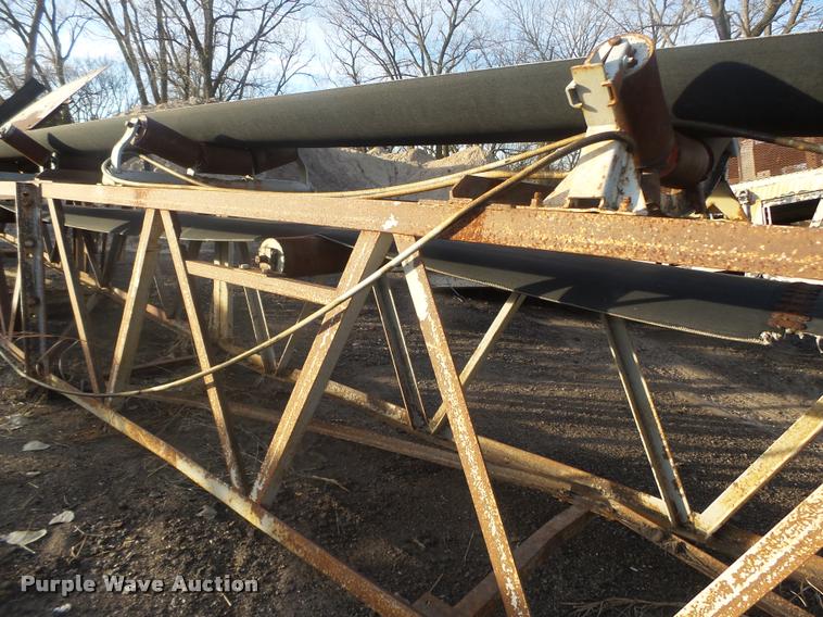 image for item L4235 Sesco Veyor 50'L x 24"W conveyor