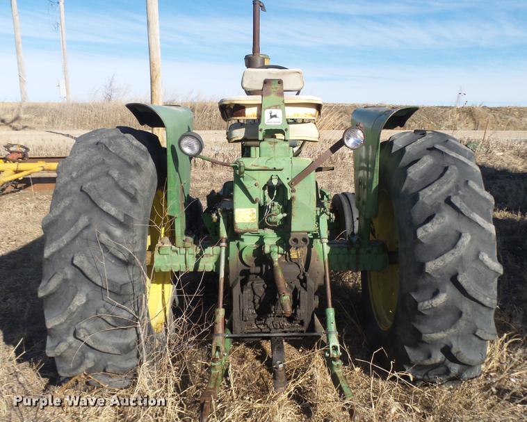 image for item L4242 1966 John Deere 4020 tractor