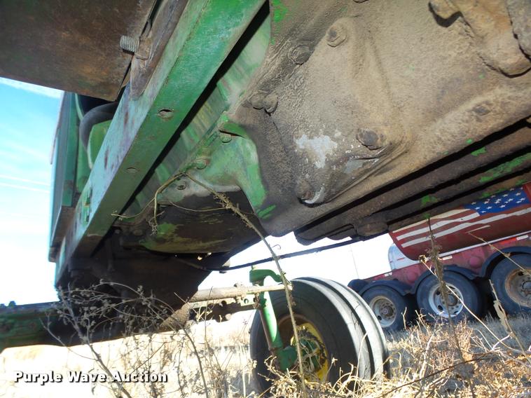 image for item L4242 1966 John Deere 4020 tractor