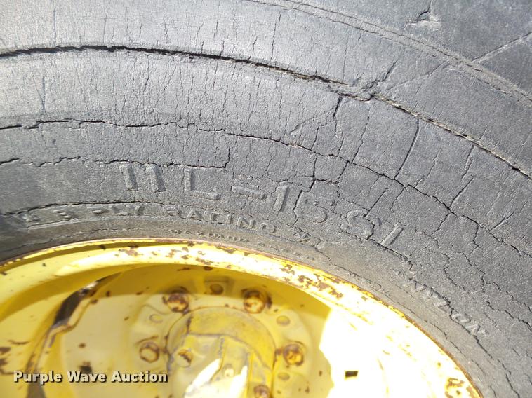 image for item L4242 1966 John Deere 4020 tractor