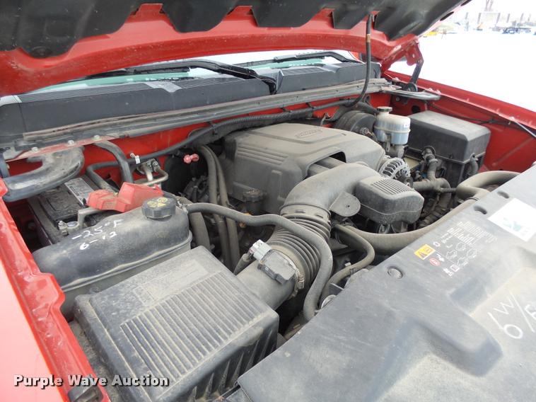 image for item AL9000 2011 Chevrolet Silverado 1500 LS Ext. Cab pickup truck