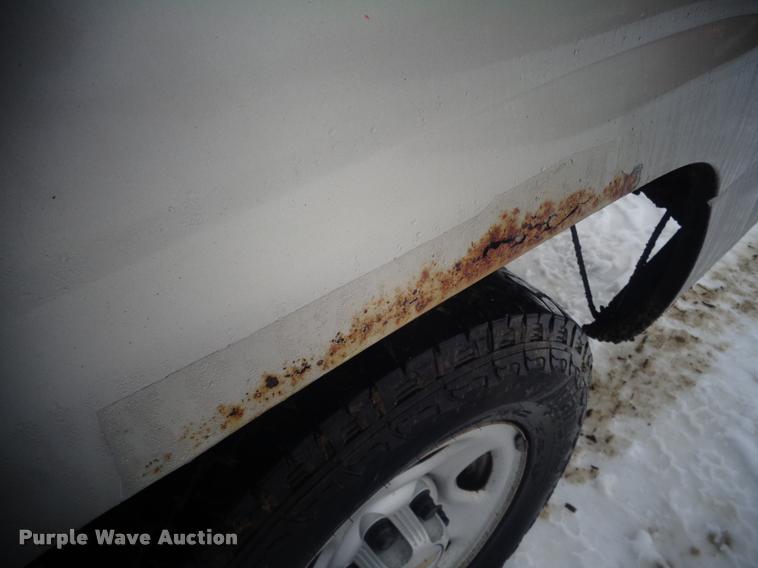 image for item AL9001 2002 Chevrolet Silverado 1500 Ext. Cab pickup truck