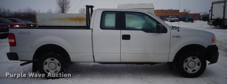 image for item AL9002 2007 Ford F150 SuperCab pickup truck