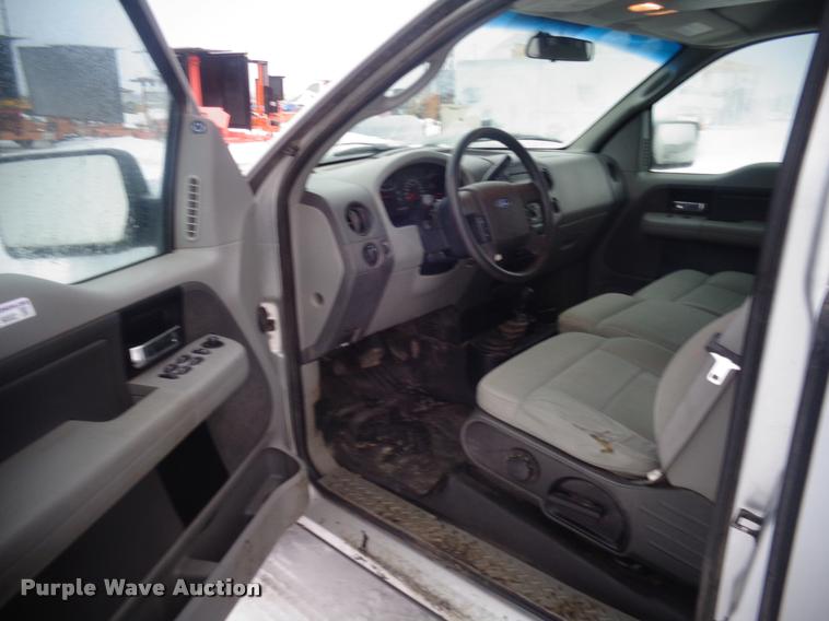 image for item AL9002 2007 Ford F150 SuperCab pickup truck