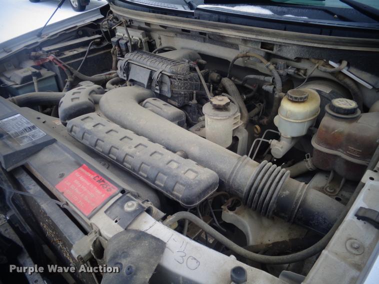 image for item AL9002 2007 Ford F150 SuperCab pickup truck