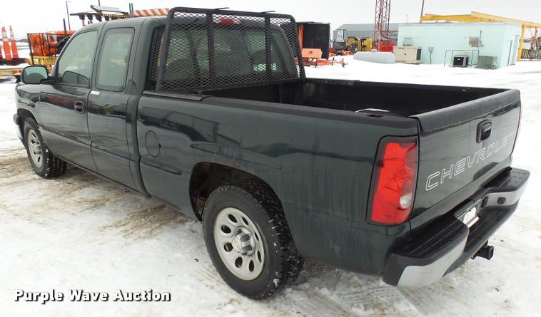 image for item AL9004 2006 Chevrolet Silverado 1500 Ext. Cab pickup truck