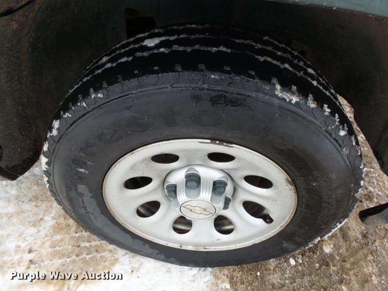 image for item AL9004 2006 Chevrolet Silverado 1500 Ext. Cab pickup truck