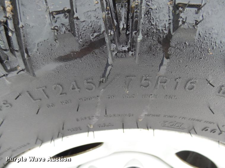 image for item AL9006 2006 Chevrolet Silverado 2500HD pickup truck