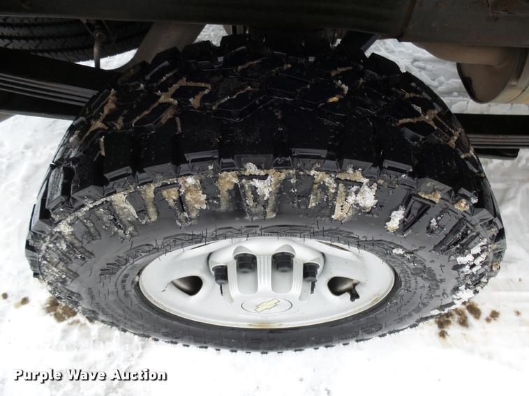 image for item AL9006 2006 Chevrolet Silverado 2500HD pickup truck